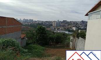 Imagem: 180M² de Área Total