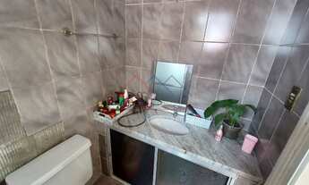 Imagem 4: 3 dormitórios, 1 suítes, 2 banheiro, 3 vagas na garagem