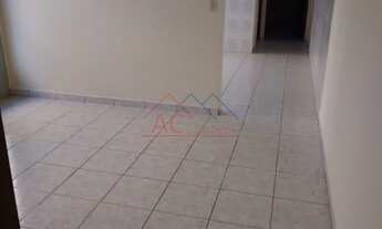 Imagem 3: 2 dormitórios, 1 banheiros, 2 vagas na garagem