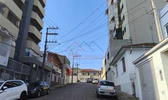 Imagem 3: 3 dormitórios, 1 banheiros, 2 vagas na garagem