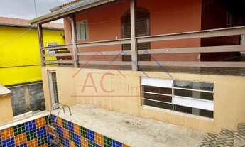 Imagem: 4 dormitórios, 2 banheiro, 12 vagas na