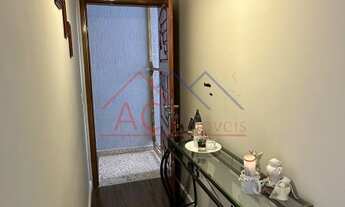 Imagem 4: 3 dormitórios, 1 suítes, 1 banheiros, 2 vagas na garagem