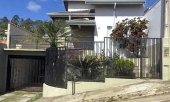 Imagem: 3 dormitórios, 1 suítes, 2 banheiro, 4