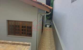 Imagem: 3 dormitórios, 1 suítes, 1 banheiros