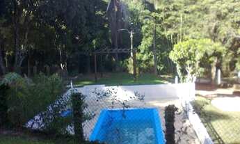 Imagem 4: 4 dormitórios, 1 suítes, 3 banheiro, 4 vagas na garagem