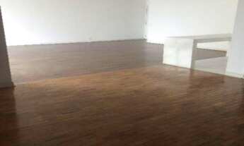 Imagem 4: 3 dormitórios, 1 suítes, 2 banheiro, 2 vagas na garagem