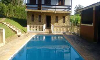 Imagem 3: 4 suíte, 2 banheiro, 3 vagas na garagem, 500M² de Área Construída