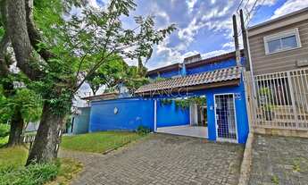 Imagem: Belíssima e ampla casa com localização