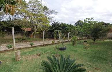 Imagem 3: OPORTUNIDADE CHÁCARA - PORTAL DE PIRAPORA - SALTO DE PIRAPORA/SP Área Construída: 220m²