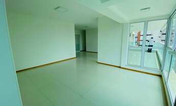 Imagem 2: Villa Augusta, 4/4, sendo 4 suítes, vista mar, Infraestrutura completa, andar alto. Agende