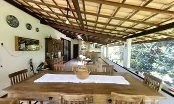 Imagem 2: Casa alto padrão 3.441m² área total, 3/4, climatizado, varandas, pomar e horta, salas, arm