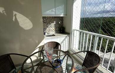 Imagem 4: Vista Patamares 79m², nascente, móveis planejados, climatizado, 3/4, varanda gourmet, 1 su