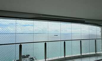 Imagem 2: Phileto Sobrinho 305m², suíte master com closet, 4/4, varandas ingradas, vista mar, 4 suít