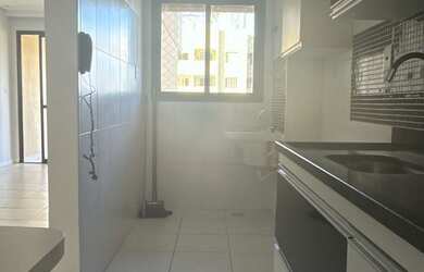 Imagem 3: Stupendo Piatã 68m², nascente, 2/4, andar alto, 1 suíte, varanda gourmet, móveis planejado