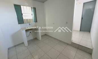 Imagem 7: ALUGO CASA COM 04 CÔMODOS, SENDO 2 QUARTOS, SALA, COZINHA, BANHEIRO E ÁREA DE SERVIÇOS. VA