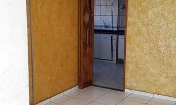 Imagem 7: 2 dormitórios, 1 banheiros, 1 vaga na garagem, 51M² de Área Construída