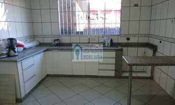 Imagem: 3 dormitórios, 1 suítes, 1 banheiros