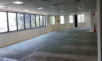 Imagem 4: Conjunto comercial de 1.554m² para locação na Chácara Santo Antonio. Imperdível!