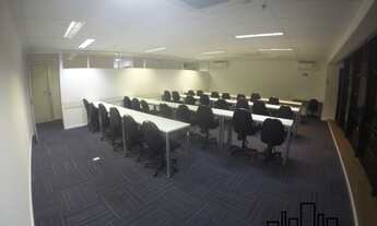 Imagem 3: Conjunto Comercial de Alto Padrão para Locação em São Paulo-SP - 700m2, 8 Banheiros, 18 Va