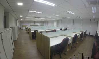 Imagem 7: Conjunto Comercial de Alto Padrão para Locação em São Paulo-SP - 700m2, 8 Banheiros, 18 Va