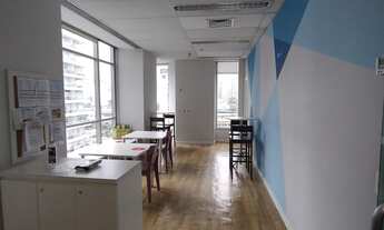 Imagem 3: Aluguel Sala Comercial Berrini em Edifício Moderno com 550,00 m²