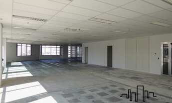 Imagem: Conjunto Comercial/Sala para alugar, 680m²