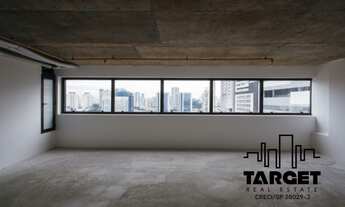 Imagem: Conjunto Comercial/Sala à Venda, 340m²