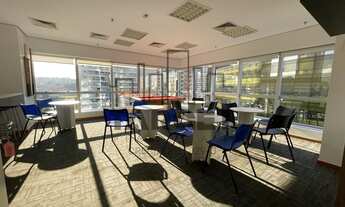 Imagem 5: Investimento ou locação: Mobiliado de 418 m² na região da Berrini! Confira