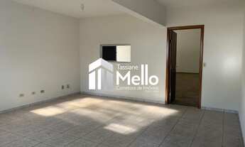 Imagem 7: Salão Comercial à Venda na Zona I de Umuarama-PR: 3 Salas, 2 Banheiros, 10 Vagas e 277,50m