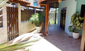 Imagem 4: Casa linear com piscina no centro de Itacuruçá/RJ