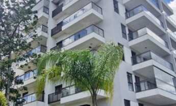 Imagem: Cobertura com vista para o mar e montanha