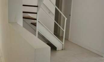 Imagem 3: Cobertura com vista para o mar e montanha em Itacuruçá