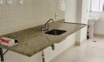 Imagem 5: Cobertura com vista para o mar e montanha em Itacuruçá