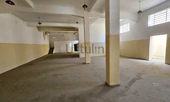 Imagem 4: SALÃO PARA LOCAÇÃO - RUA ANTONIO DE GODOY, PRÓXIMO AO MERCADO MNICIPAL E AO POUPA TEMPO