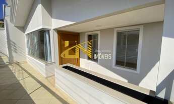 Imagem 3: Casa de Alto Padrão á venda em São Lourenço - MG