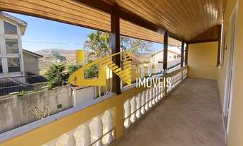 Imagem 6: Casa á venda em bairro nobre