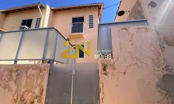 Imagem 2: Casa á venda no bairro Santa Monica