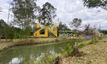 Imagem: Terreno á venda no bairro dos Lobos