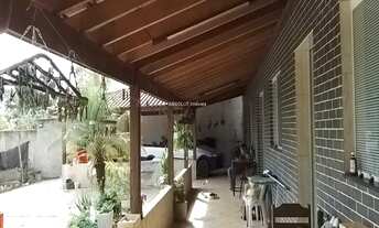 Imagem 2: Linda chácara a venda no Bairro Bela Vista - Elias Fausto/SP. Lindo acabamento modernizado