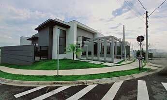 Imagem 3: 3 dormitórios, 1 suítes, 3 banheiro, 2 vagas na garagem, 115M² de Área Construída