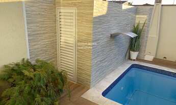 Imagem 3: 2 dormitórios, 1 banheiros, 5 vagas na garagem, 139M² de Área Construída