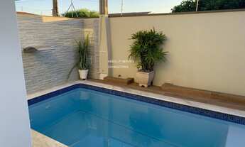 Imagem 5: 2 dormitórios, 1 banheiros, 5 vagas na garagem, 139M² de Área Construída