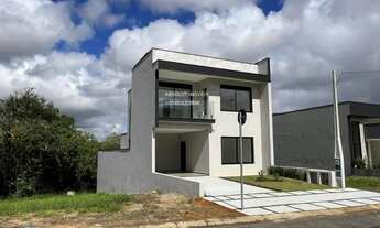 Imagem 2: 3 dormitórios, 3 suíte, 4 banheiro, 2 vagas na garagem, 224M² de Área Construída