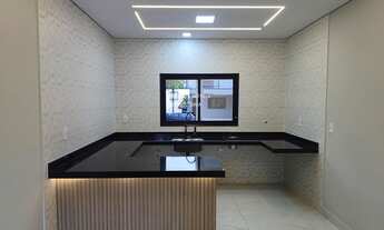 Imagem 4: 3 dormitórios, 1 suítes, 2 banheiro, 118M² de Área Construída