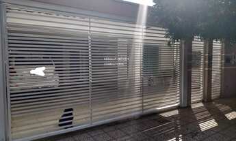 Imagem: Impecável Residência à Venda no Centro