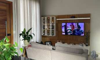 Imagem 4: 3 dormitórios, 1 suítes, 2 banheiro, 2 vagas na garagem, 103M² de Área Construída