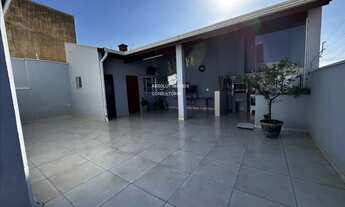 Imagem 4: 3 dormitórios, 1 suítes, 2 banheiro, 3 vagas na garagem, 163M² de Área Construída