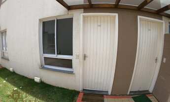 Imagem 3: Venda - Casa 2 dormitórios, quintal com churrasqueira, móveis planejados, em Cond.Fechado!