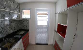 Imagem 7: Venda - Casa 2 dormitórios, quintal com churrasqueira, móveis planejados, em Cond.Fechado!