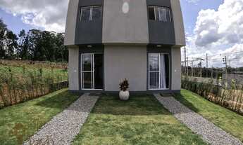 Imagem 2: Venda - Casas no Residencial Jardins com 2 dormitórios, quintal e 2 vagas de garagem!